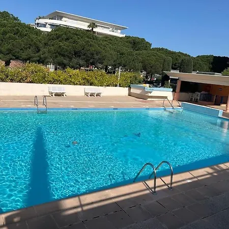 Appartement Cosy Piscine Plage 2 Pieces Fréjus Exterior photo